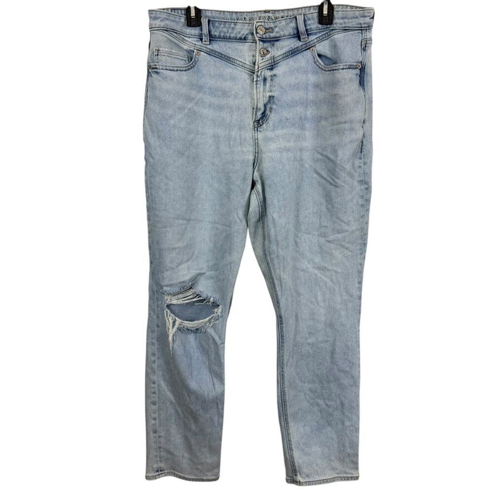 American Eagle Stretch Mom Jean Light Wash Distressed Holes Womens sz 16 R